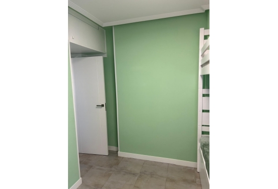 Herverkoop - Appartement / flat - Torrevieja - Playa del Cura