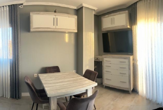 Herverkoop - Appartement / flat - Torrevieja - Playa del Cura