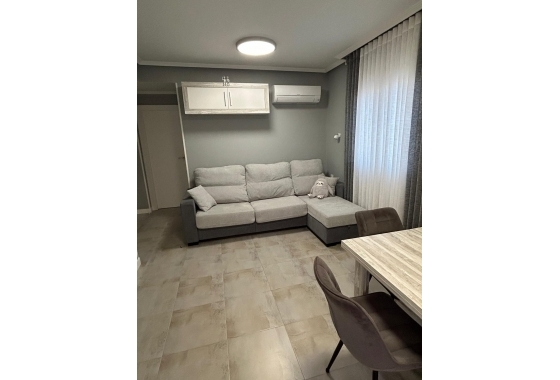 Herverkoop - Appartement / flat - Torrevieja - Playa del Cura