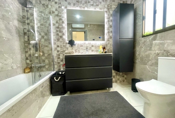 Herverkoop - Appartement / flat - Orihuela - Inland