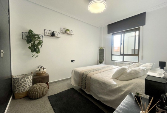 Herverkoop - Appartement / flat - Orihuela - Inland