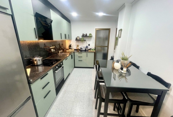 Herverkoop - Appartement / flat - Orihuela - Inland