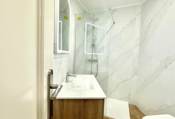 Herverkoop - Appartement / flat - Torrevieja - La Mata Pueblo