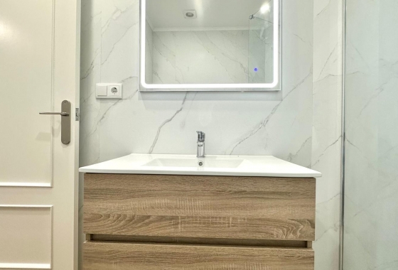 Herverkoop - Appartement / flat - Torrevieja - La Mata Pueblo