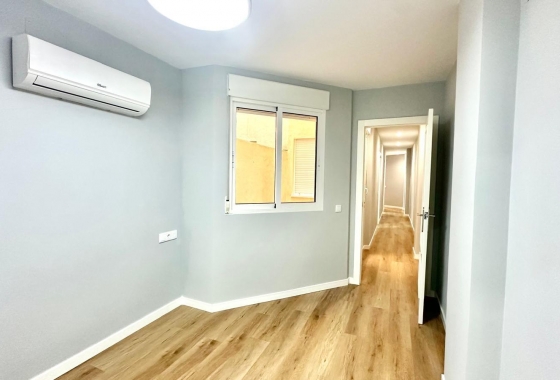 Herverkoop - Appartement / flat - Torrevieja - La Mata Pueblo