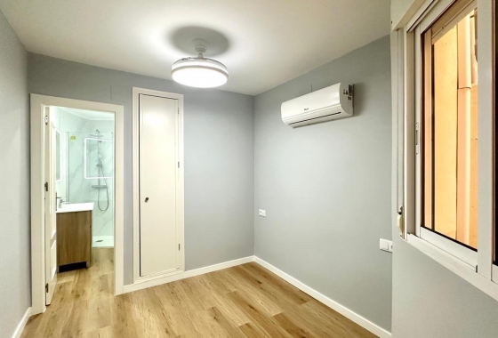 Herverkoop - Appartement / flat - Torrevieja - La Mata Pueblo
