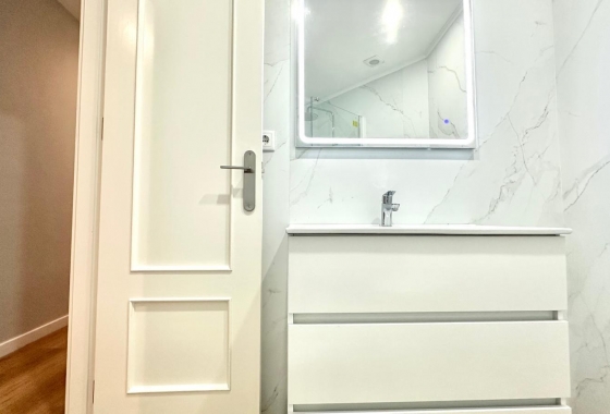Herverkoop - Appartement / flat - Torrevieja - La Mata Pueblo