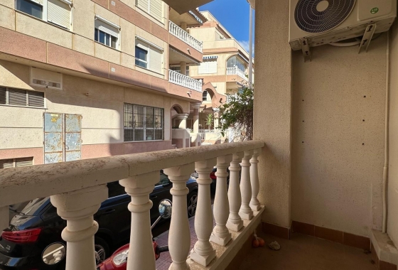 Herverkoop - Appartement / flat - Torrevieja - La Mata Pueblo
