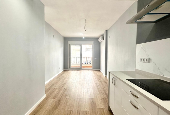 Herverkoop - Appartement / flat - Torrevieja - La Mata Pueblo