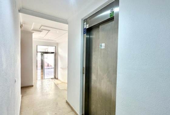 Herverkoop - Appartement / flat - Torrevieja - La Mata Pueblo