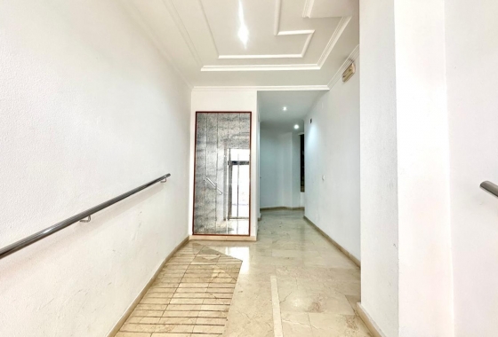 Herverkoop - Appartement / flat - Torrevieja - La Mata Pueblo