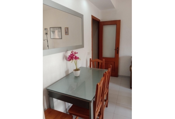 Herverkoop - Appartement / flat - Torrevieja - Playa del Cura