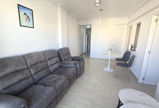 Herverkoop - Appartement / flat - Torrevieja - Centro