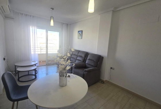 Herverkoop - Appartement / flat - Torrevieja - Centro