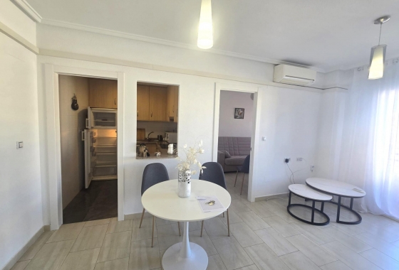 Herverkoop - Appartement / flat - Torrevieja - Centro