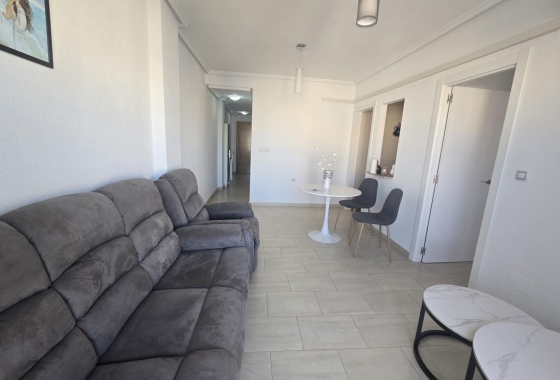 Herverkoop - Appartement / flat - Torrevieja - Centro