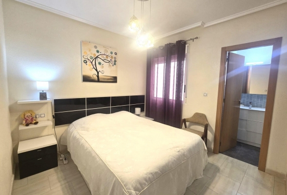 Herverkoop - Appartement / flat - Torrevieja - Centro