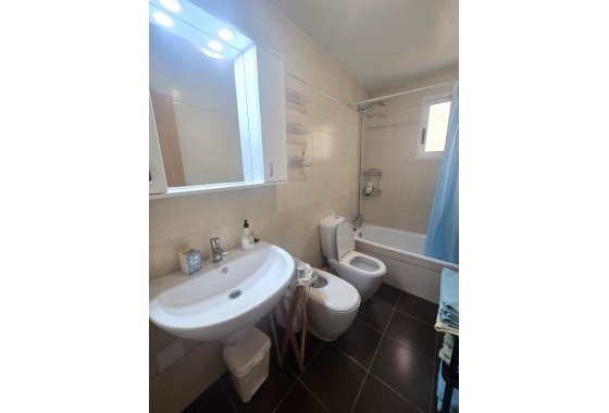 Herverkoop - Appartement / flat - Torrevieja - Centro