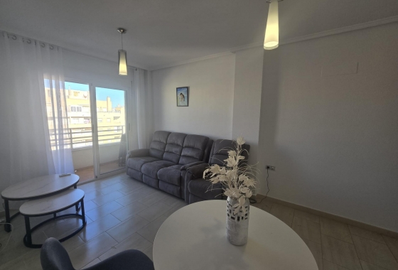 Herverkoop - Appartement / flat - Torrevieja - Centro