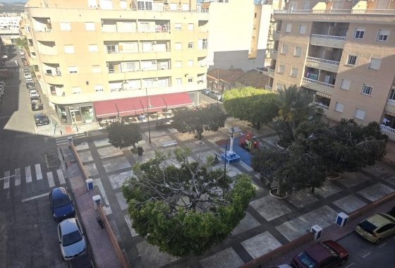 Herverkoop - Appartement / flat - Torrevieja - Centro