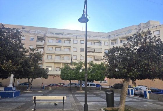Herverkoop - Appartement / flat - Torrevieja - Centro