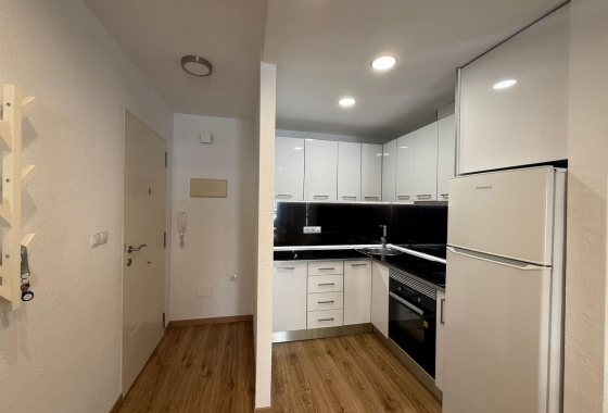 Herverkoop - Appartement / flat - Torrevieja - Centro