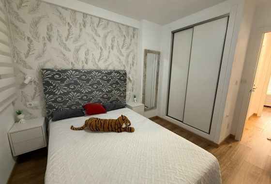 Herverkoop - Appartement / flat - Torrevieja - Centro