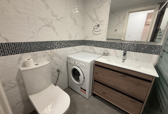 Herverkoop - Appartement / flat - Torrevieja - Centro