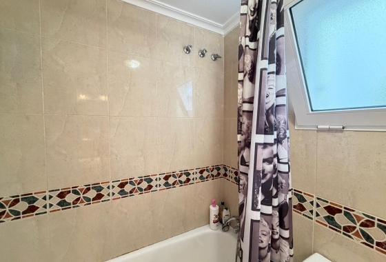 Herverkoop - Appartement / flat - Torrevieja - Playa del Cura