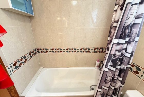 Herverkoop - Appartement / flat - Torrevieja - Playa del Cura