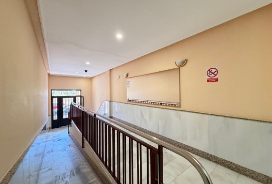Herverkoop - Appartement / flat - Torrevieja - Playa del Cura