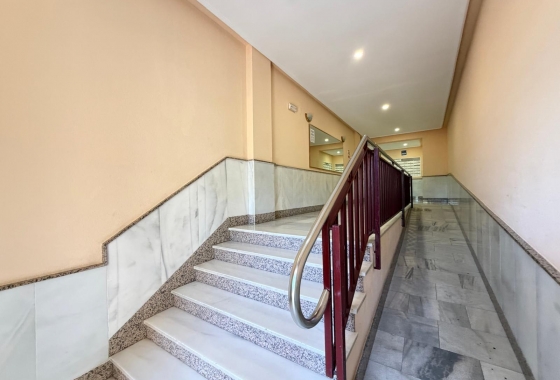 Herverkoop - Appartement / flat - Torrevieja - Playa del Cura