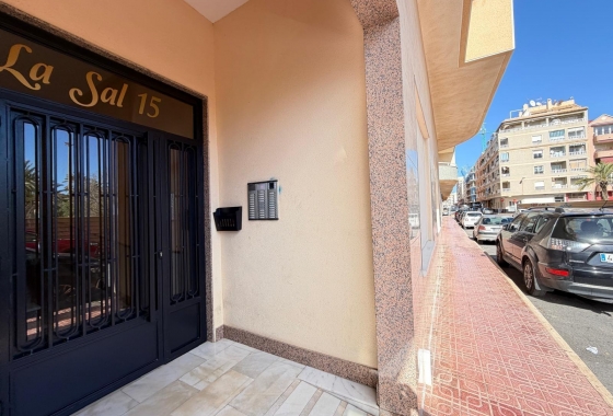 Herverkoop - Appartement / flat - Torrevieja - Playa del Cura