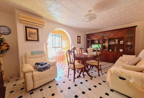Herverkoop - Appartement / flat - Torrevieja - Acequion