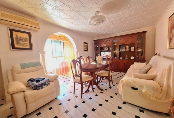 Herverkoop - Appartement / flat - Torrevieja - Acequion