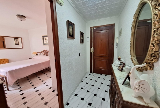 Herverkoop - Appartement / flat - Torrevieja - Acequion