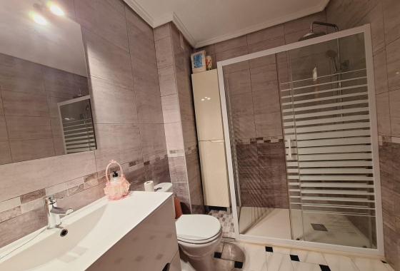Herverkoop - Appartement / flat - Torrevieja - Acequion