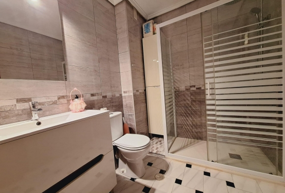 Herverkoop - Appartement / flat - Torrevieja - Acequion