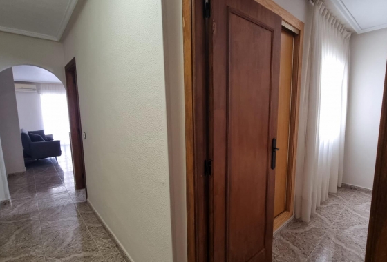 Herverkoop - Appartement / flat - Torrevieja - Acequion