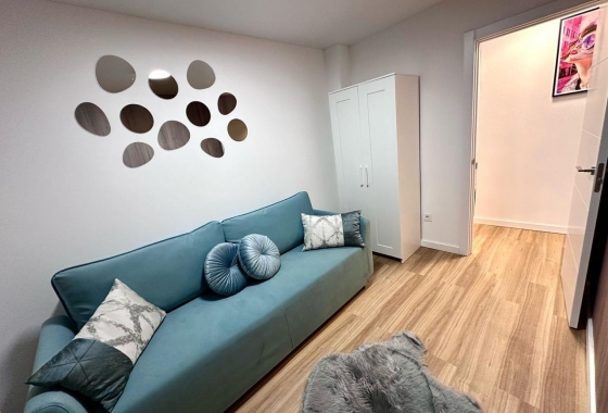 Herverkoop - Appartement / flat - Torrevieja - Estacion De Autobuses