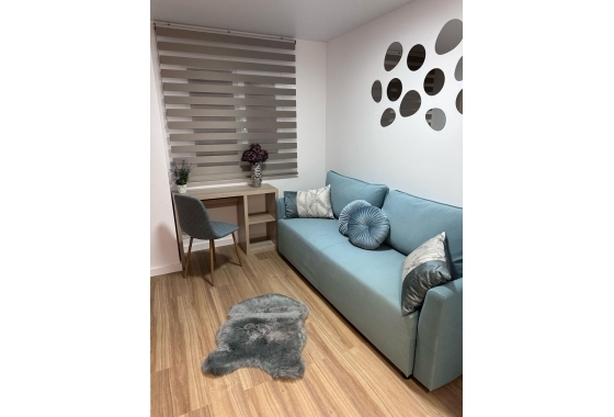 Herverkoop - Appartement / flat - Torrevieja - Estacion De Autobuses