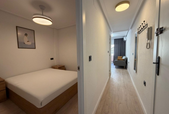 Herverkoop - Appartement / flat - Torrevieja - Playa del Cura