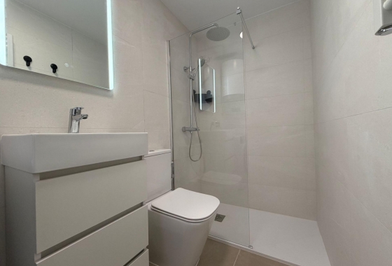 Herverkoop - Appartement / flat - Torrevieja - Playa del Cura
