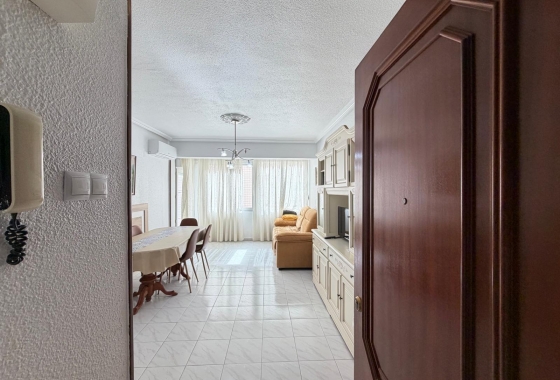 Herverkoop - Appartement / flat - Torrevieja - Estacion De Autobuses