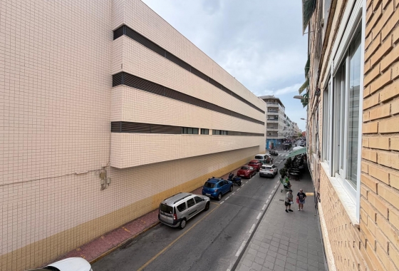 Herverkoop - Appartement / flat - Torrevieja - Estacion De Autobuses