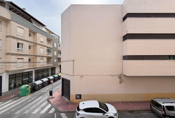 Herverkoop - Appartement / flat - Torrevieja - Estacion De Autobuses