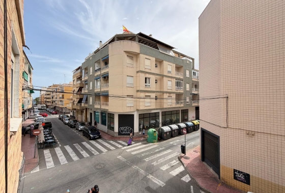 Herverkoop - Appartement / flat - Torrevieja - Estacion De Autobuses