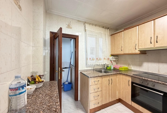 Herverkoop - Appartement / flat - Torrevieja - Estacion De Autobuses