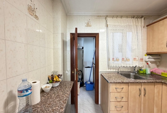 Herverkoop - Appartement / flat - Torrevieja - Estacion De Autobuses