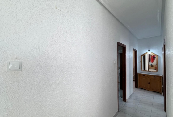 Herverkoop - Appartement / flat - Torrevieja - Estacion De Autobuses